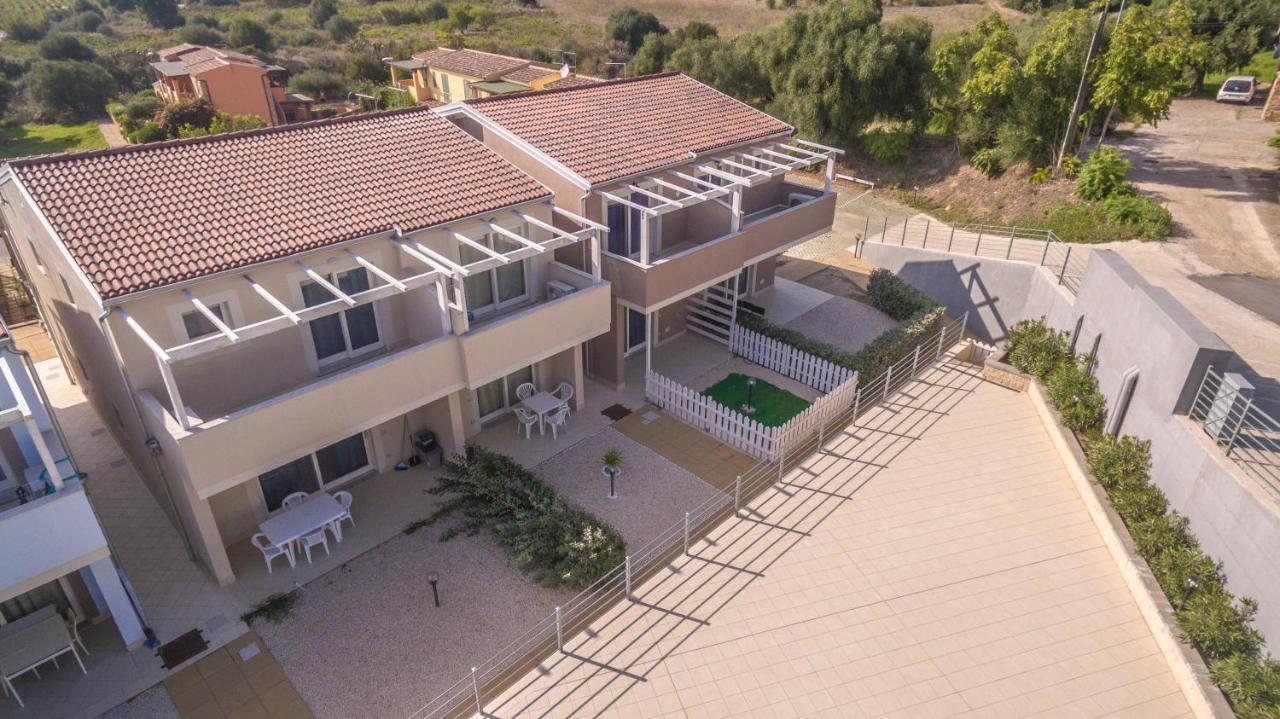 Villetta Morello Climatizzata Con Giardino Privato Viddalba Eksteriør bilde